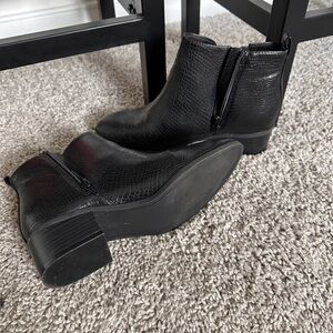 Old Navy Black Faux-Snakeskin Ankle Boots with Side Zips
